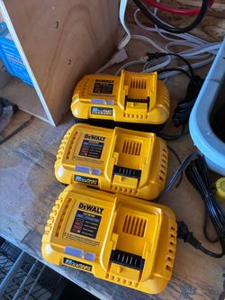 Dewalt Fast Charger
