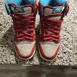 Nike SB Dunk High TOP "Dr Seuss" Sneakers