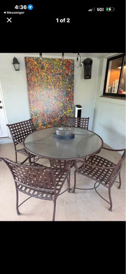 Outdoor Patio Table and 4 Chairs Set