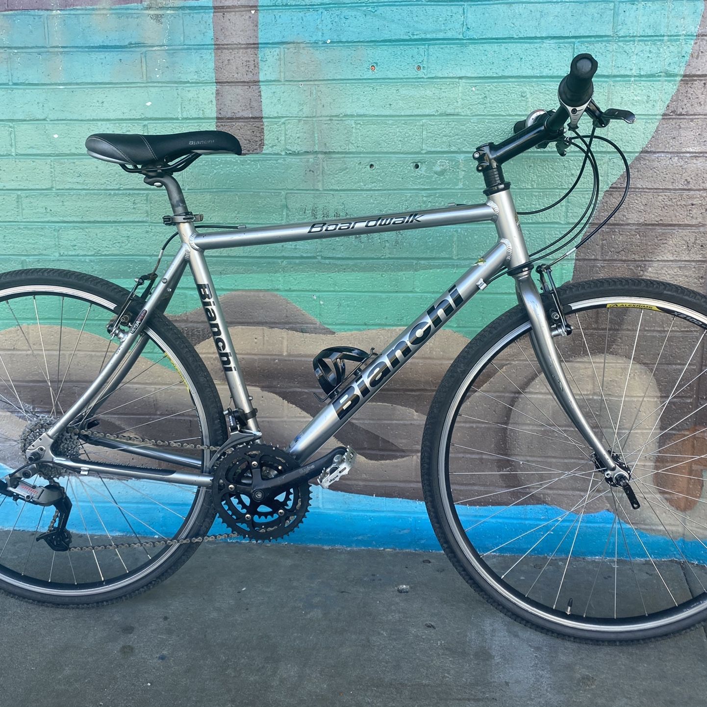 Bianchi Boardwalk Hybrid Bike Sz Medium for Sale in Mount Hamilton