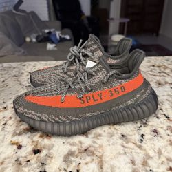 Size 5 Adidas Yeezy 350 V2 Carbon Beluga