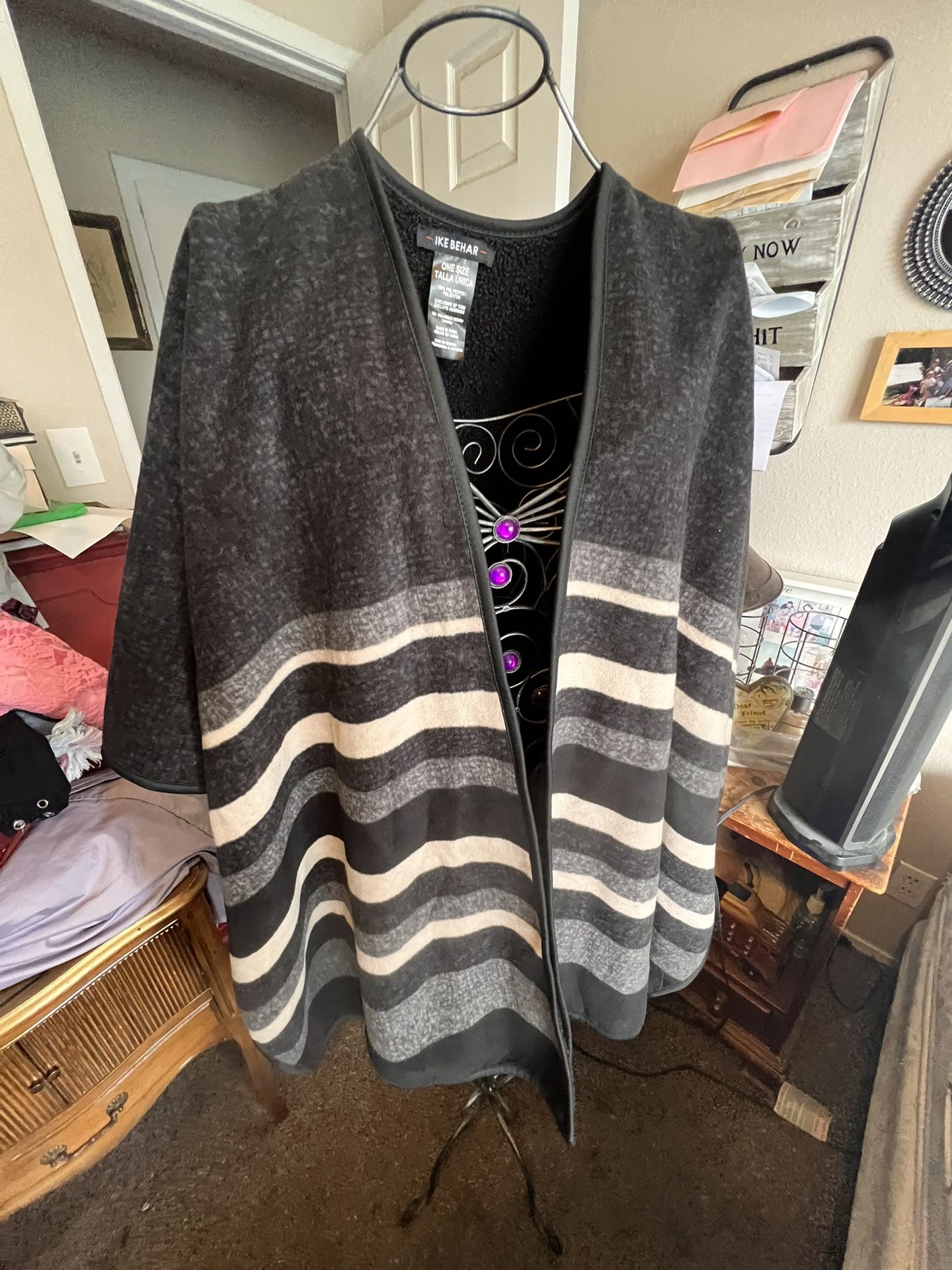 Women’s Poncho