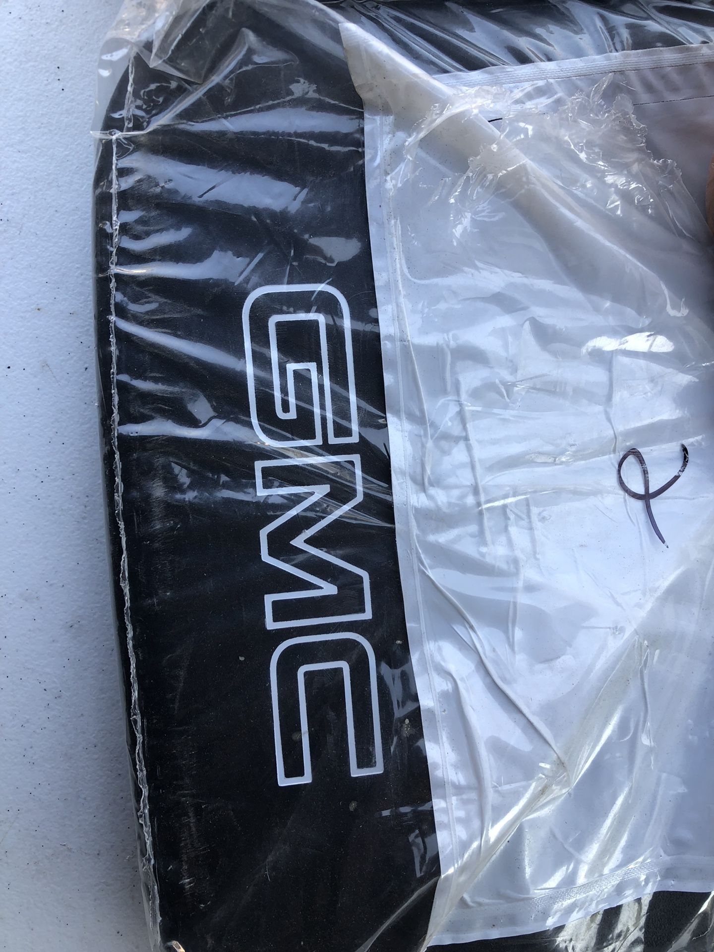 Flat Splash Guards in Black with White GMC Logo