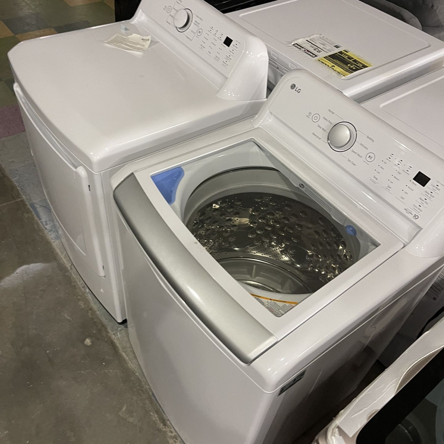 Lg Top Load Washer With Dryer 5.0 Cu 