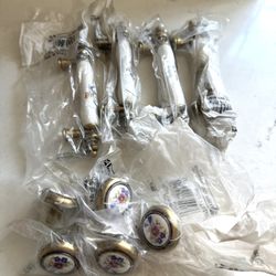 Vtg New Old Stock Amerock Floral Ceramic and Brass Drawer Pulls & Knobs - Lot of 9 pcs