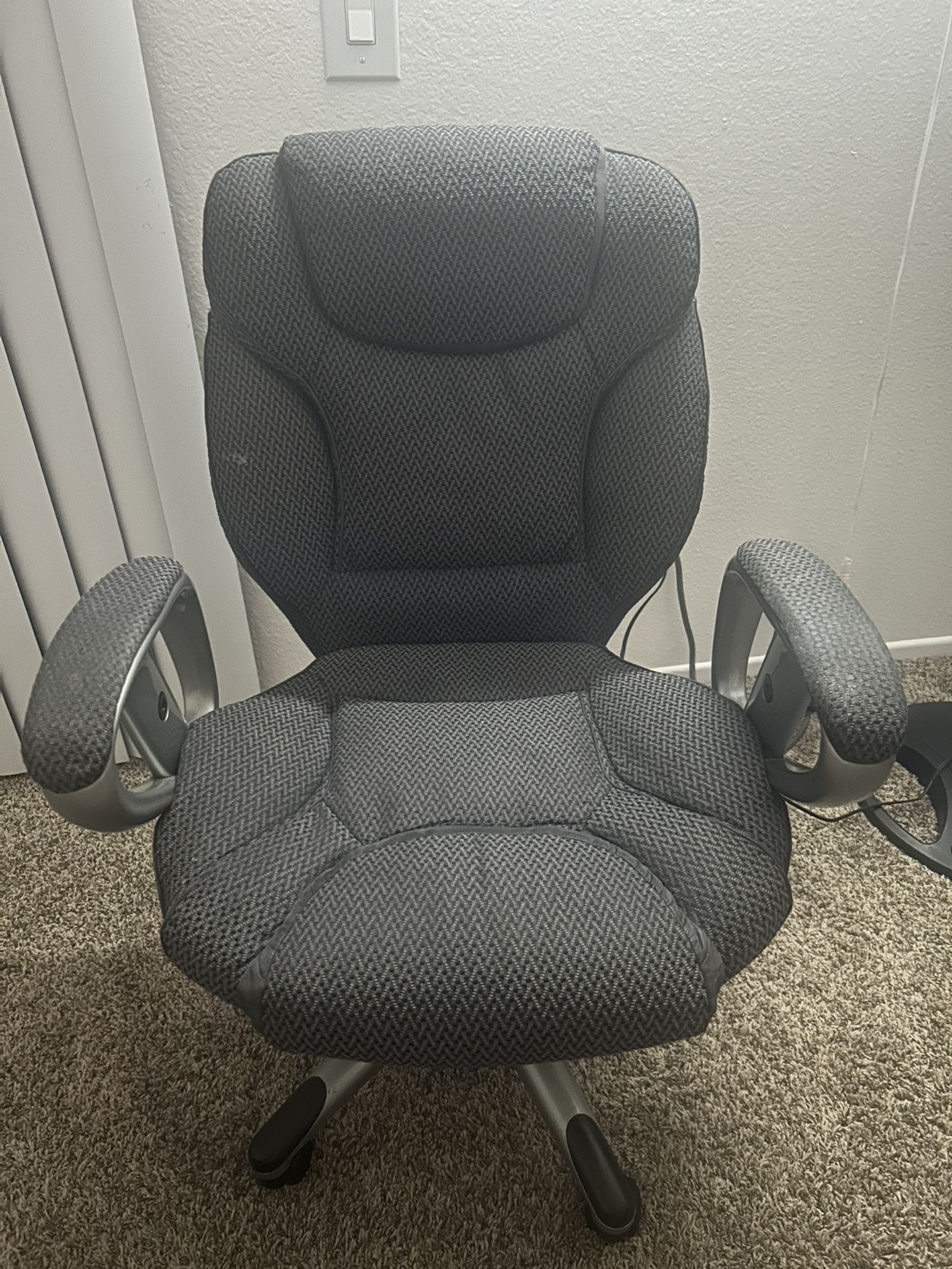 Office Chair / Gaming Chair