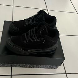 Jordan 3 Black Cat Size 5y (Used, Good Condition)