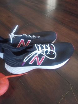 New balance men's size 13
