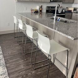 Bar stool only 2 left $200