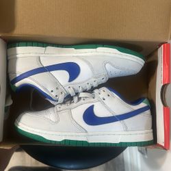 Nike Dunks