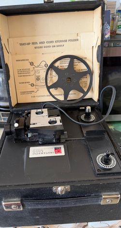 PROYECTOR ANTIGUO DE CINTA