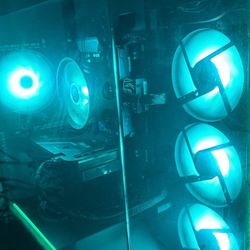 Gaming Pc Amd 5700 & Gtx 4060