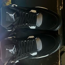 Jordan 4s White Thunder 