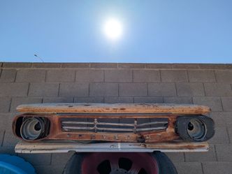 C10 grill assembly - C-10 Apache truck / suburban front grill