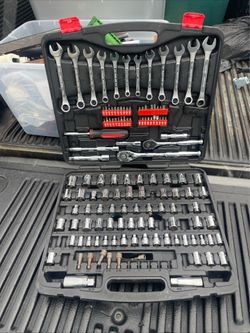 Tools set