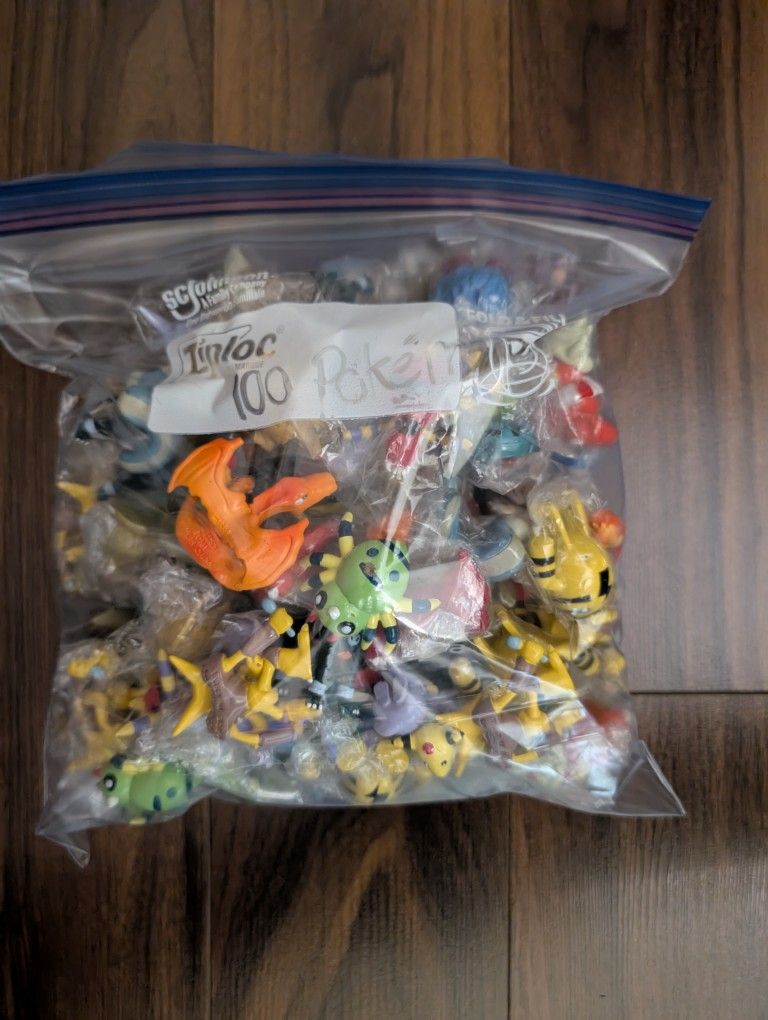 100 Pokemon figure 