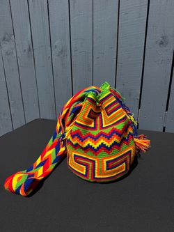 Colorful Colombian Wayuu Mochila Bucket Bag