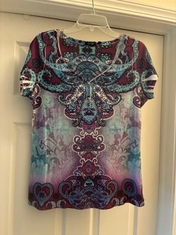 Lady’s blouse apt 9