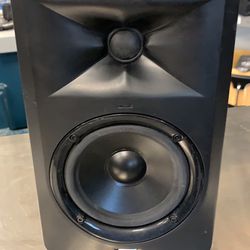 JBL 5” Professional Powered Studio Monitor Speaker