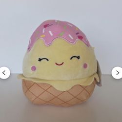 Mini Squishmallow 