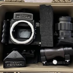 Pentax 67 Very Good Condition With Wood Grip And 2 Pisms