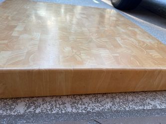 Butcher block top - 29”x 29” x 4” deep