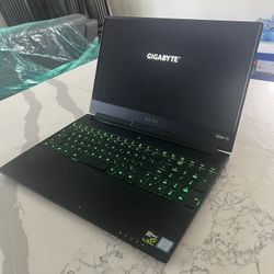 Gigabyte Aero 15 i7-8750H 16GB 512GB SSD GeForce GTX 1070 Gaming Laptop