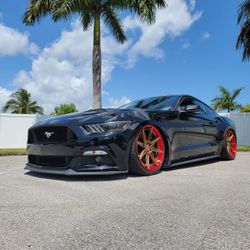 Mustang 2015 Just 2000 Miles 