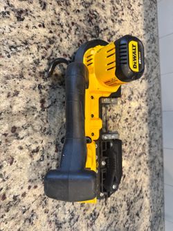 Dewalt 20V MAX Li-Ion Cordless Band Saw