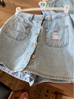 Jean Skorts