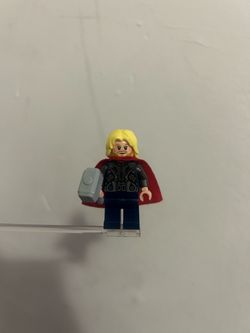 LEGO Thor Minifigure with Mjolnir