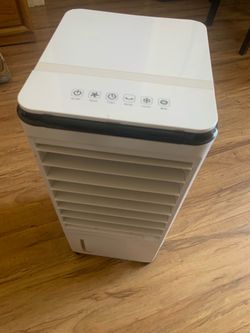Portable swamp evaporative air cooler
