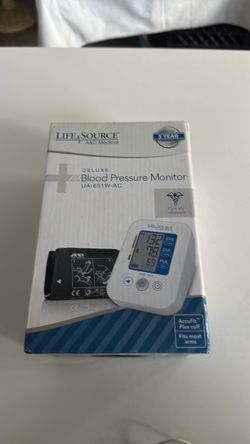 DELUXE Blood Pressure Monitor