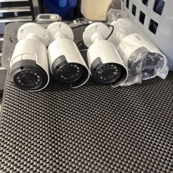 4 Lorex Cameras New Unused