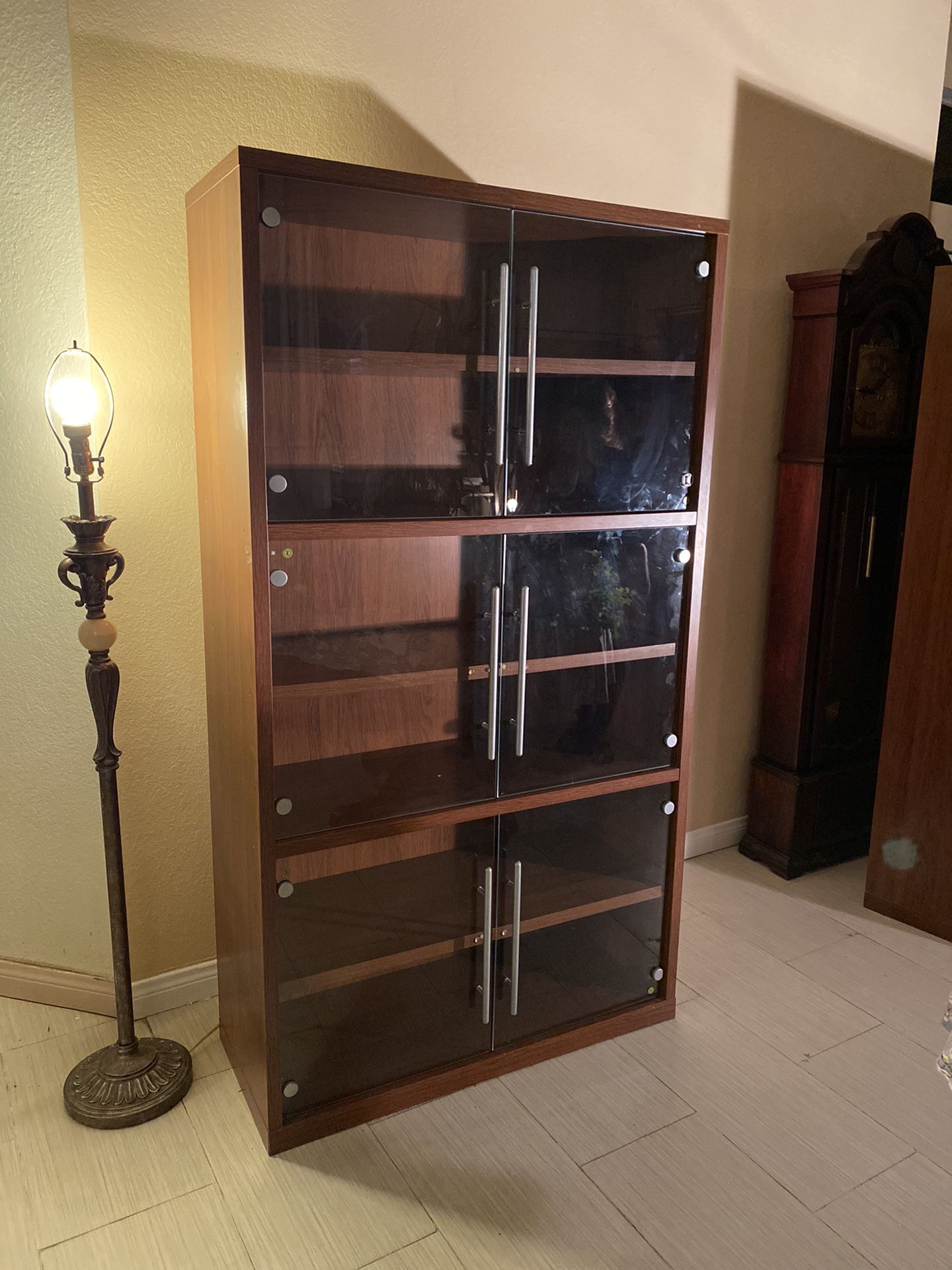 Display Cabinets