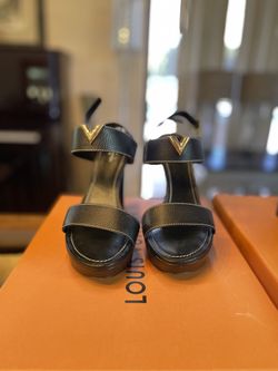 LV high heels Size 6 for Sale in Bellevue, WA - OfferUp