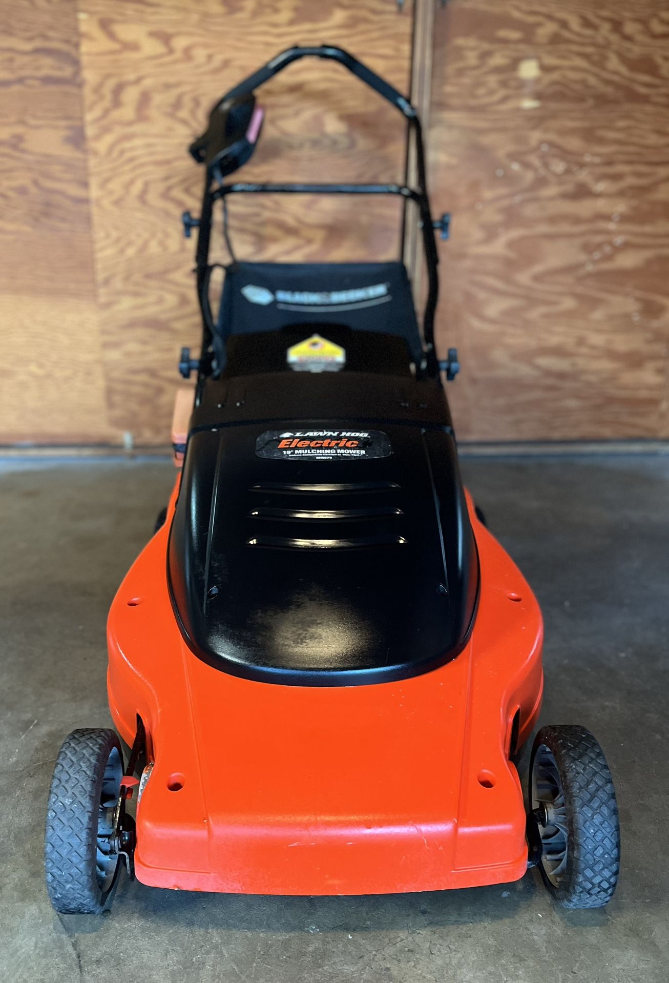 Black & Decker MM875 19" Lawn Hog Corded Electric Lawn Mower