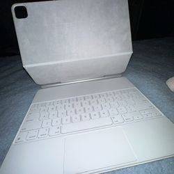 Apple Magic Keyboard 