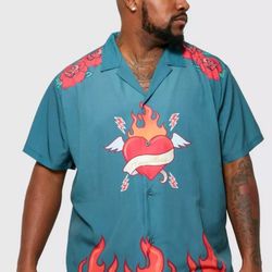 HAWAIIAN SHIRT.... CHECK OUT MY PAGE FOR MORE ITEMS