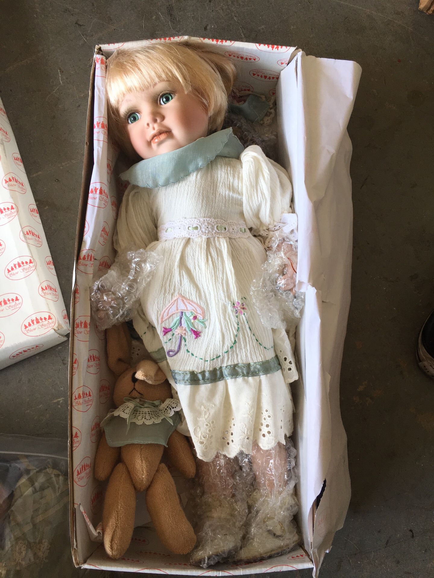 Antique Show Stoppers doll