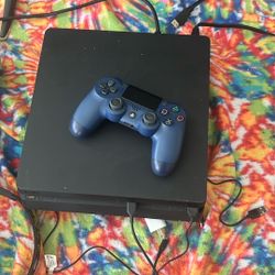 PS4 With One Controller 