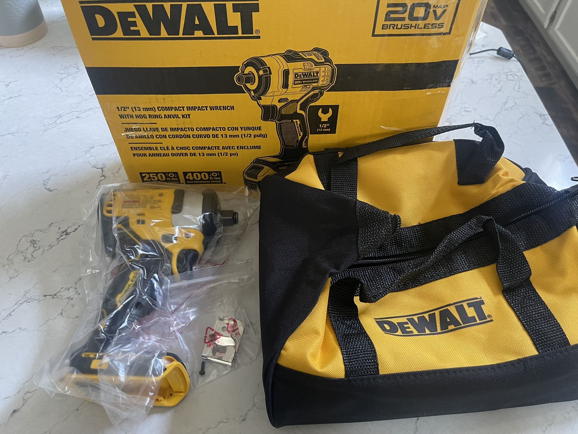 Brand new 20V Dewalt 1/2” Impact Wrench Compact Brushless + Bag DCF911 DCF911B