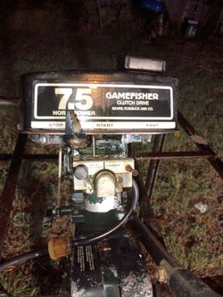 Vintage Sears Roebuck and Company 7.5 horse power GameFisher outboard motor