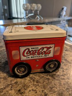 Collectable Coca-Cola tin