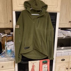 fleece hoodie 