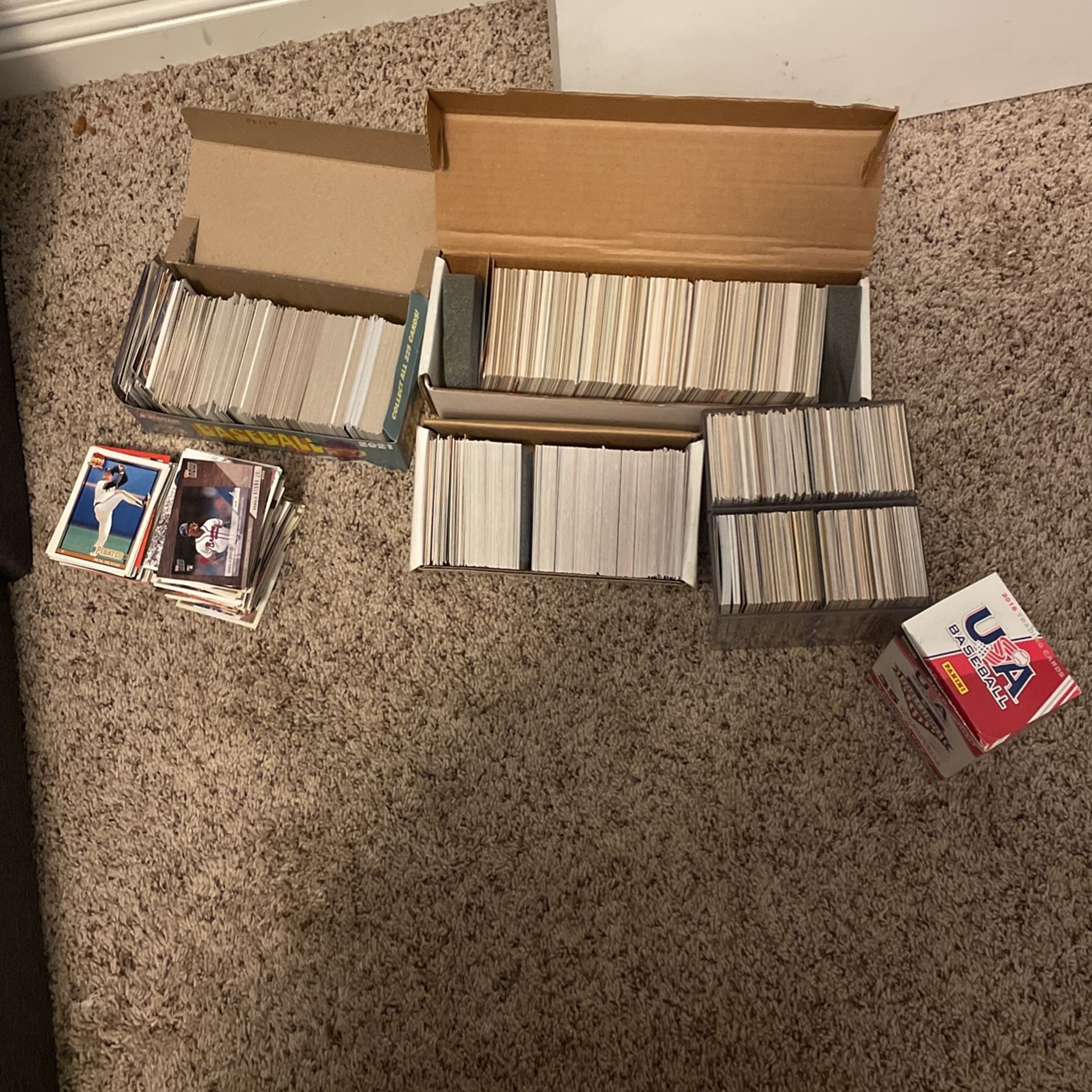 Over 3000 Baseball Cards