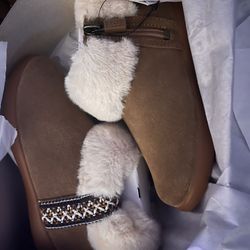 KIDS UGG BOOTS