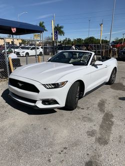 2017 FORD MUSTANG ECOBOOST PREMIUN...