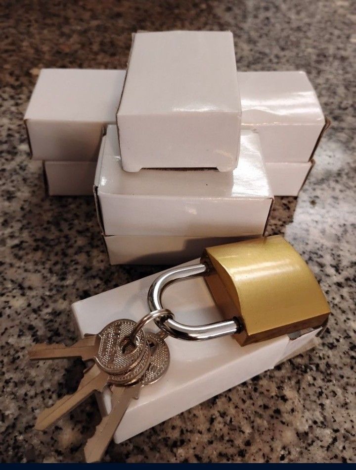 SMALL PADLOCKS w/ KEYS