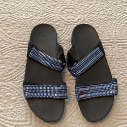Womens Sandal Size 10